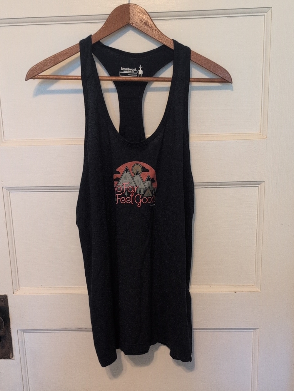 SMARTWOOL Merino Sport 150 Go Far Feel Good Graphic Tank Navy Racerback Outdoor
